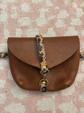 Custom GLAD & YOUNG Leather Fannypack / Belt Bag with Speckled Strap